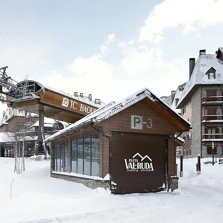 Val De Ruda Luxe 32 By Feelfree Apartment